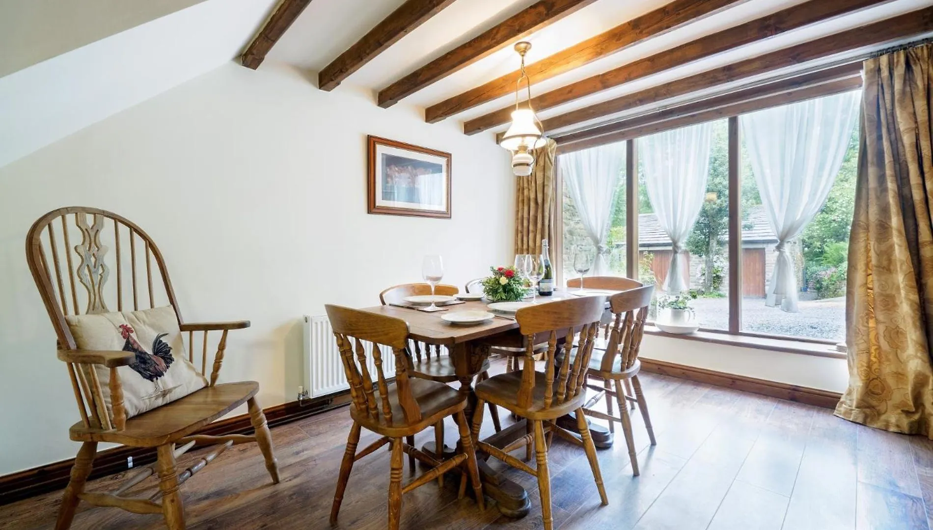 3 Bed In Hope Pk432 Villa Aston