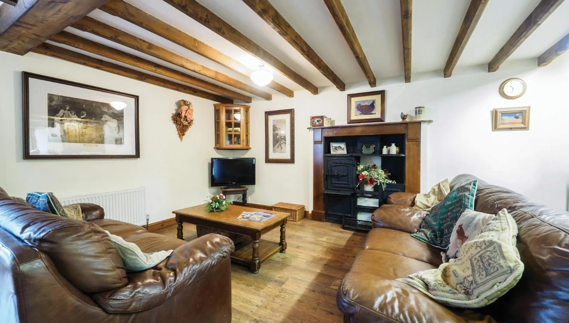 Feriehus 3 Bed In Hope Pk432 Villa Aston